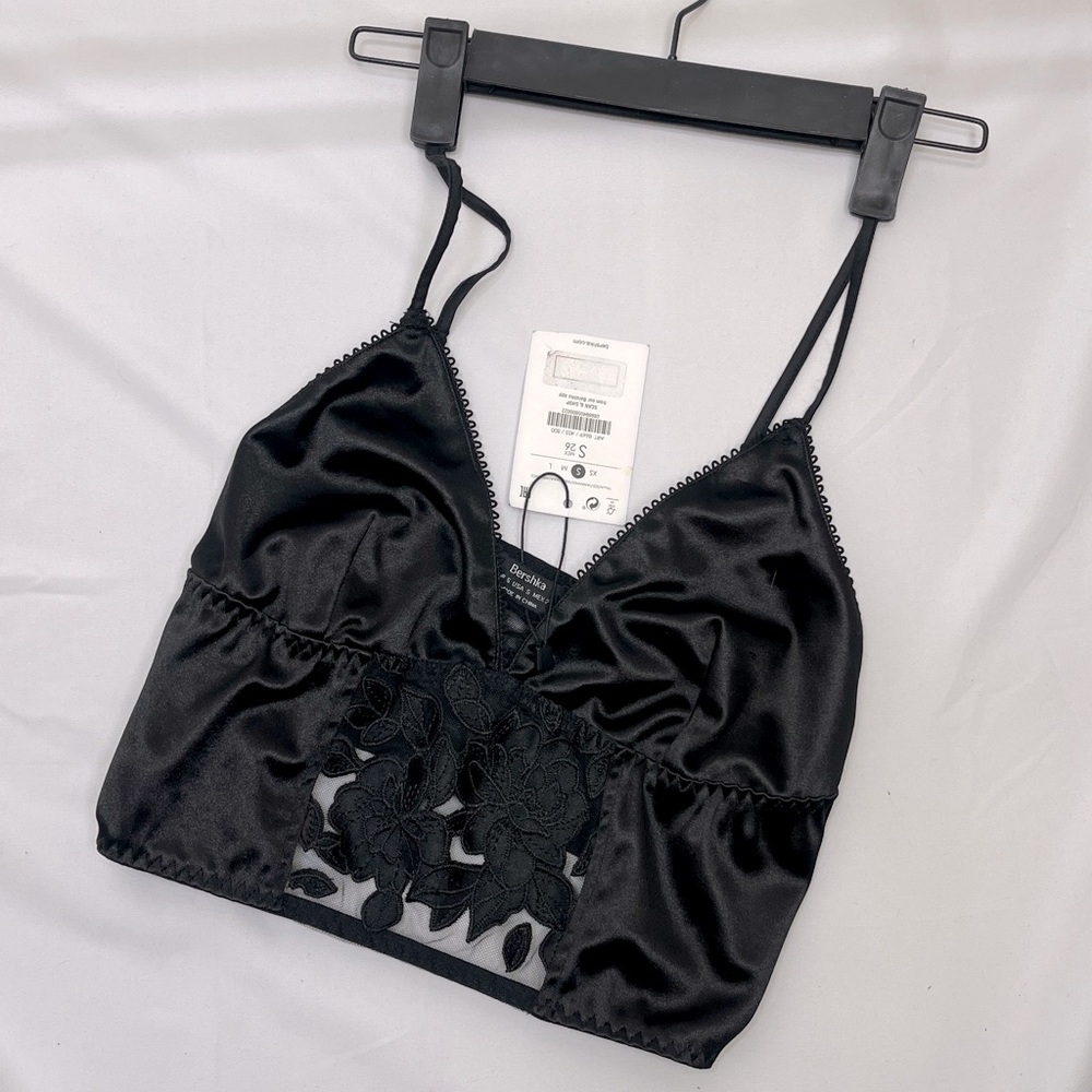 Bershka Elegant Black Lace Top